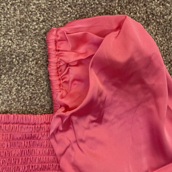 Express Women's Satin V-Bar Puff Sleeve Ruched Pleated Top Pink Size XS NWT $58 - Picture 8 of 16